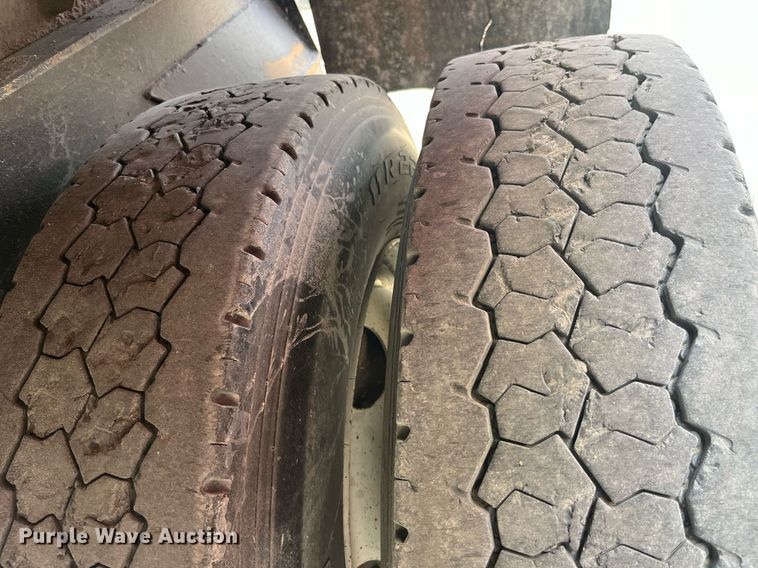 image for item LD9982 1990 Wheeler end dump pup trailer