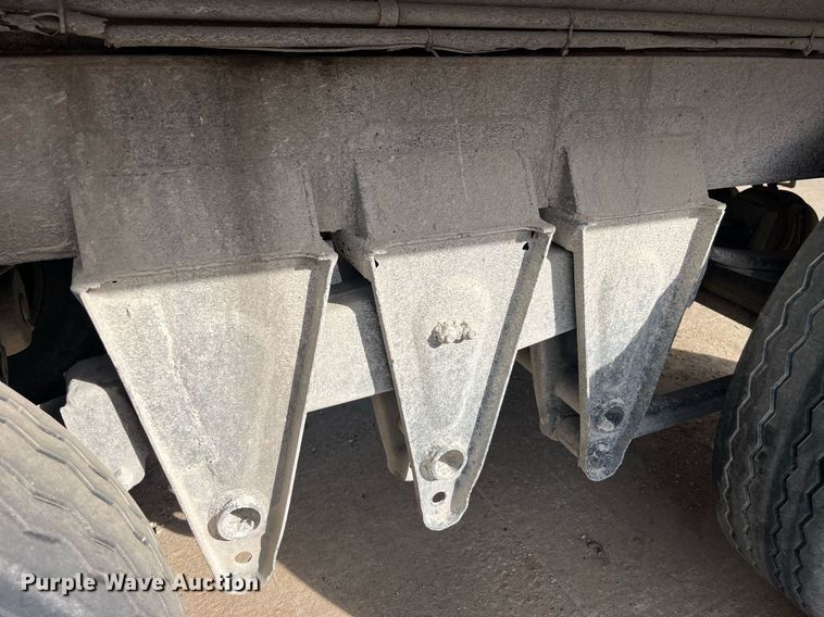 image for item LD9983 1978 CP end dump pup trailer