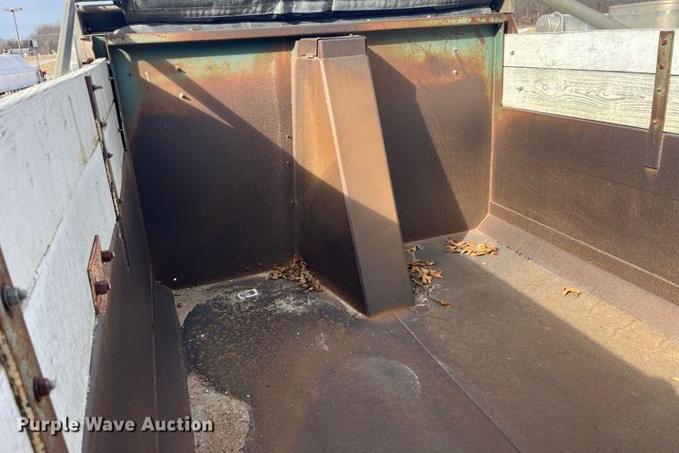 image for item LD9983 1978 CP end dump pup trailer