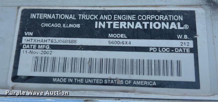 image for item LU9955 2003 International  5600i ready mix truck