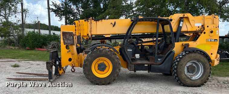 image for item LU9958 2016 JCB 512-56 F telehandler