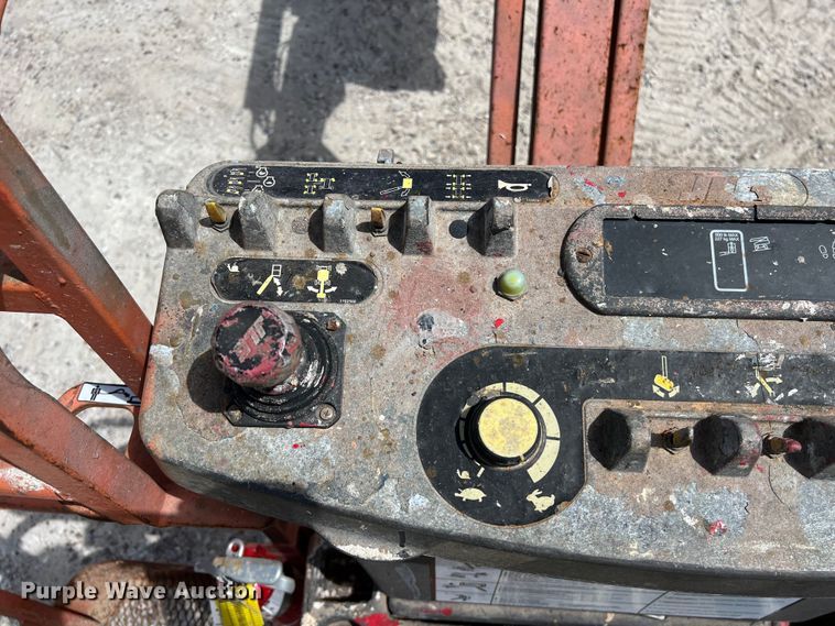 image for item LU9959 2015 JLG 450AJ boom lift