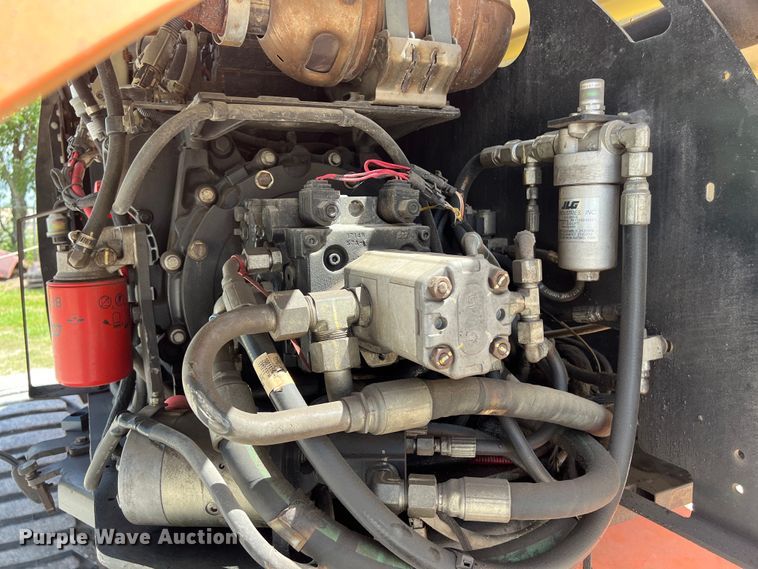 image for item LU9959 2015 JLG 450AJ boom lift