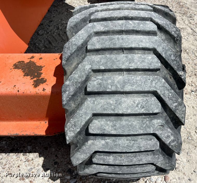 image for item LU9959 2015 JLG 450AJ boom lift