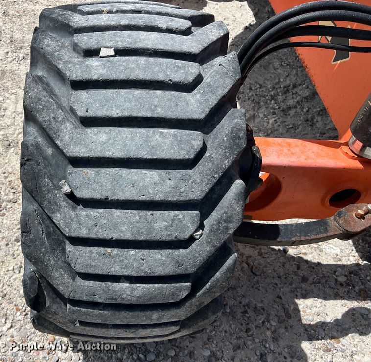 image for item LU9959 2015 JLG 450AJ boom lift