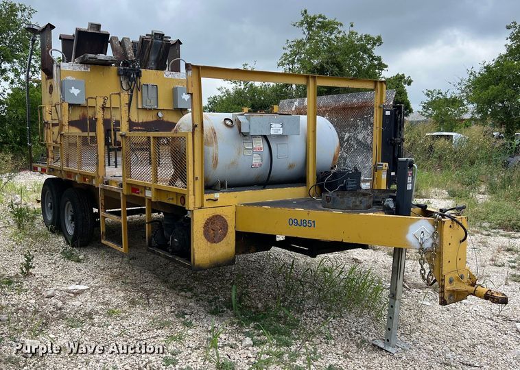 image for item LU9962 2009 Fair-West Trailers 16' x 7' 6