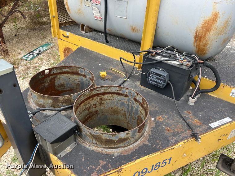 image for item LU9962 2009 Fair-West Trailers 16' x 7' 6