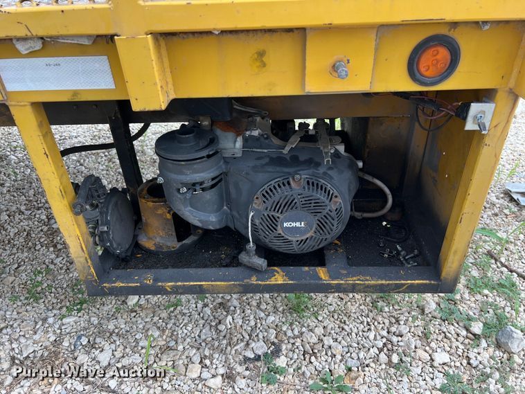 image for item LU9962 2009 Fair-West Trailers 16' x 7' 6