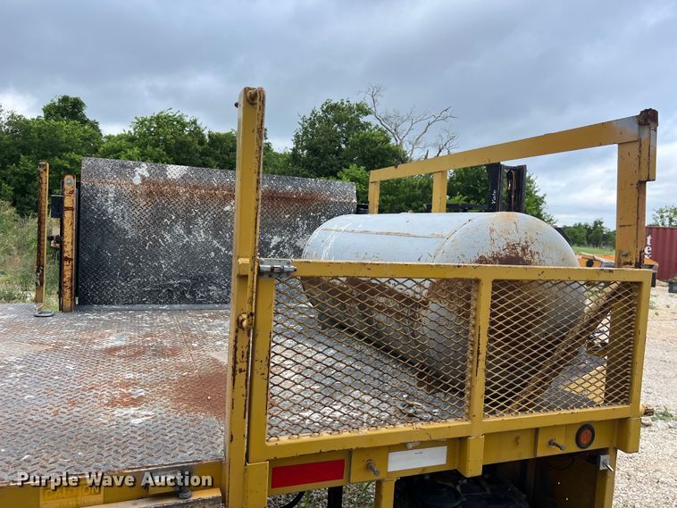 image for item LU9962 2009 Fair-West Trailers 16' x 7' 6