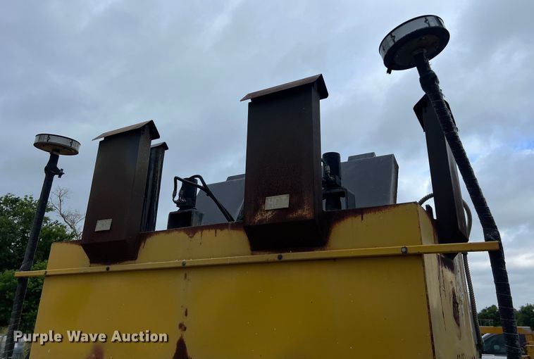 image for item LU9962 2009 Fair-West Trailers 16' x 7' 6