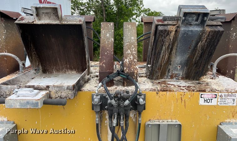 image for item LU9962 2009 Fair-West Trailers 16' x 7' 6