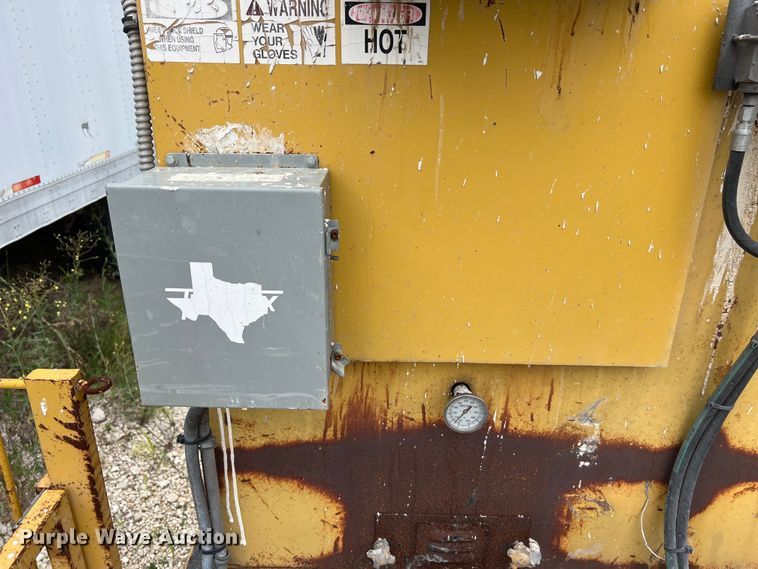 image for item LU9962 2009 Fair-West Trailers 16' x 7' 6