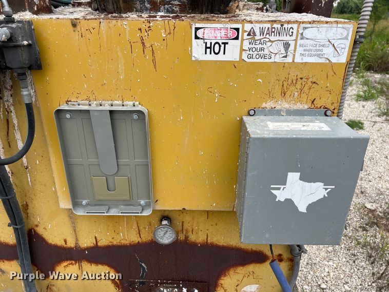 image for item LU9962 2009 Fair-West Trailers 16' x 7' 6