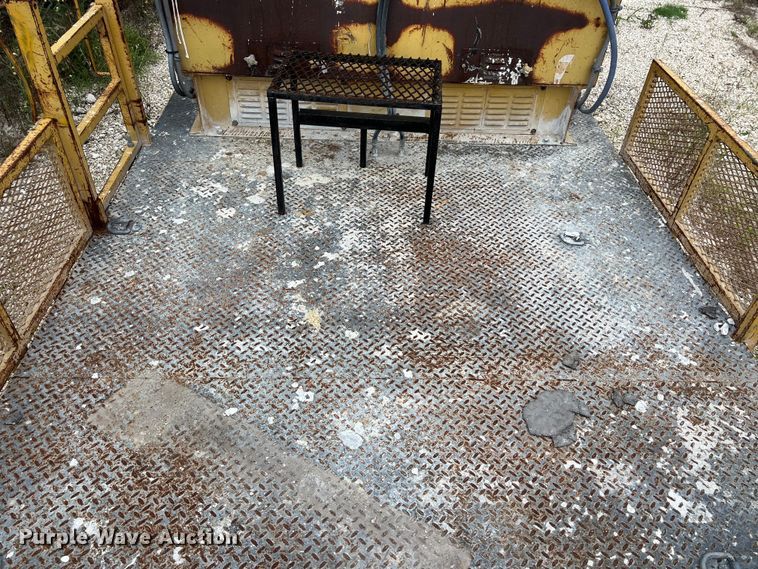 image for item LU9962 2009 Fair-West Trailers 16' x 7' 6