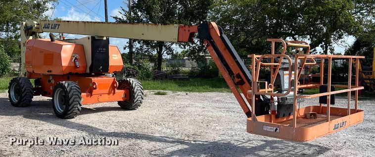 image for item LU9992 2015 JLG 800AJ boom lift