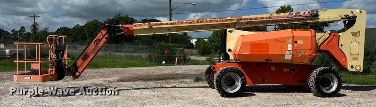 image for item LU9992 2015 JLG 800AJ boom lift