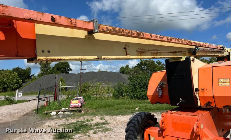 image for item LU9992 2015 JLG 800AJ boom lift