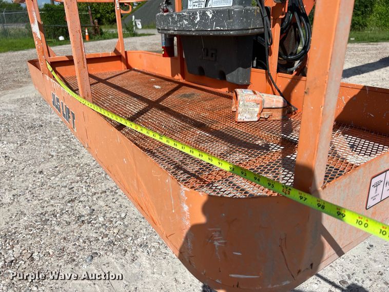 image for item LU9992 2015 JLG 800AJ boom lift