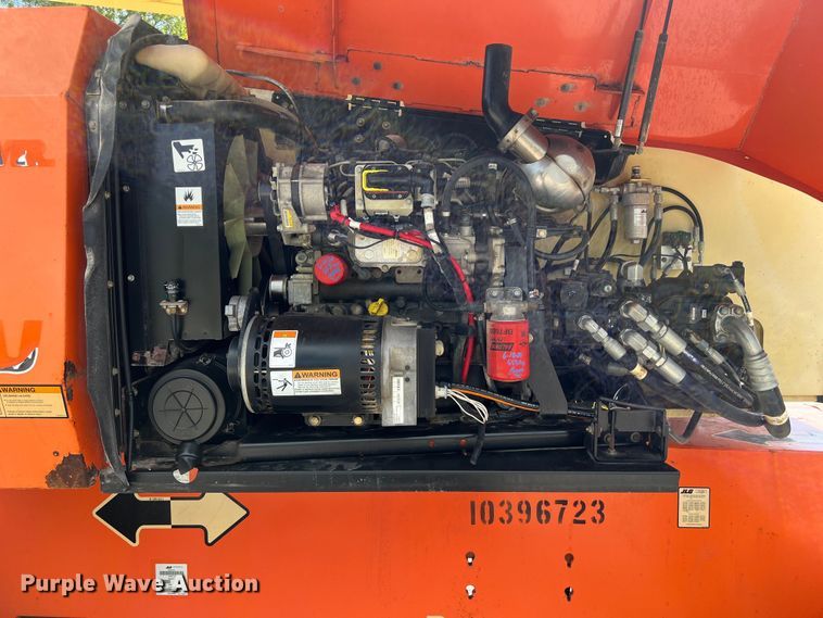 image for item LU9992 2015 JLG 800AJ boom lift