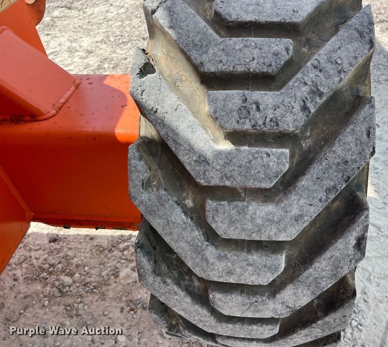 image for item LU9992 2015 JLG 800AJ boom lift