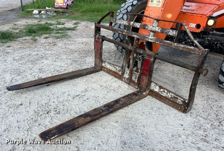 image for item LU9994 2015 JLG 8042 telehandler