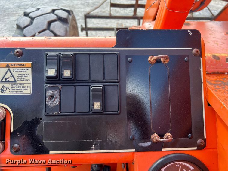 image for item LU9994 2015 JLG 8042 telehandler
