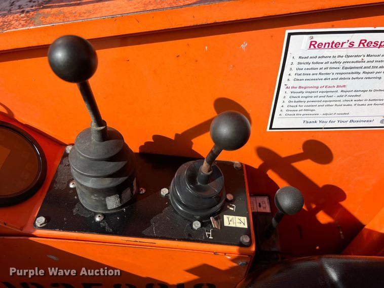 image for item LU9994 2015 JLG 8042 telehandler