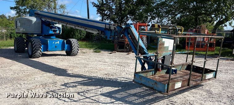 image for item LU9995 2014 Genie S-85 boom lift