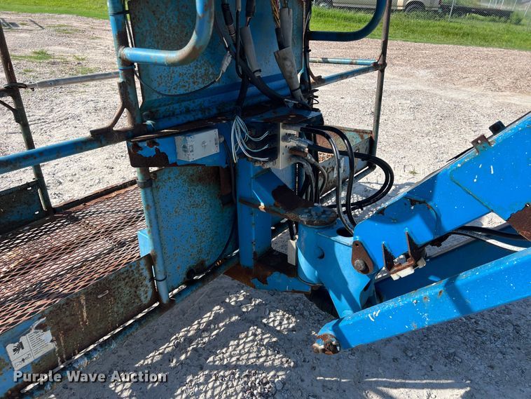 image for item LU9995 2014 Genie S-85 boom lift