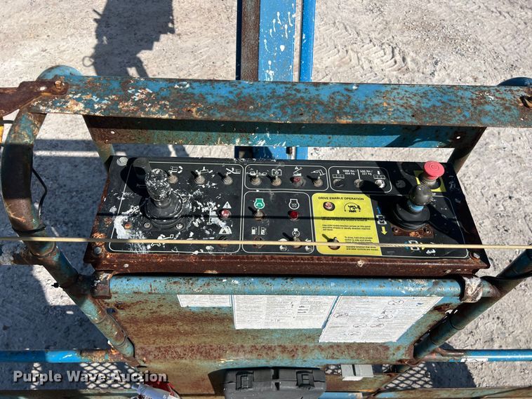 image for item LU9995 2014 Genie S-85 boom lift