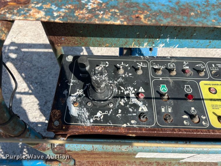 image for item LU9995 2014 Genie S-85 boom lift