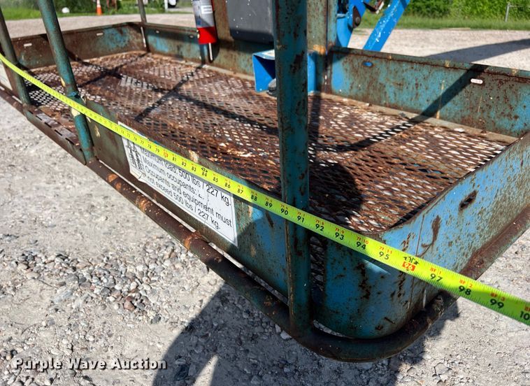 image for item LU9995 2014 Genie S-85 boom lift