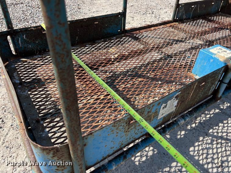 image for item LU9995 2014 Genie S-85 boom lift