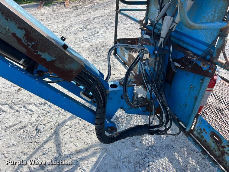 image for item LU9995 2014 Genie S-85 boom lift