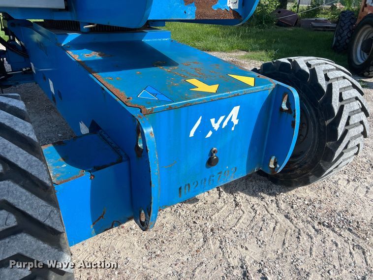 image for item LU9995 2014 Genie S-85 boom lift