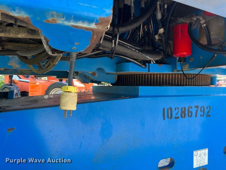 image for item LU9995 2014 Genie S-85 boom lift