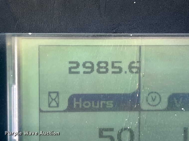 image for item LU9995 2014 Genie S-85 boom lift