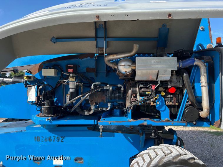 image for item LU9995 2014 Genie S-85 boom lift