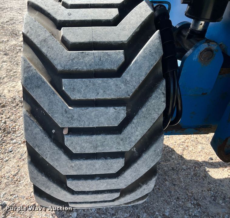 image for item LU9995 2014 Genie S-85 boom lift