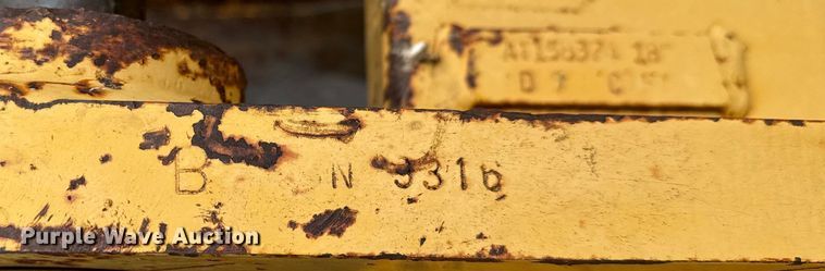 image for item MU9822 (4) backhoe buckets