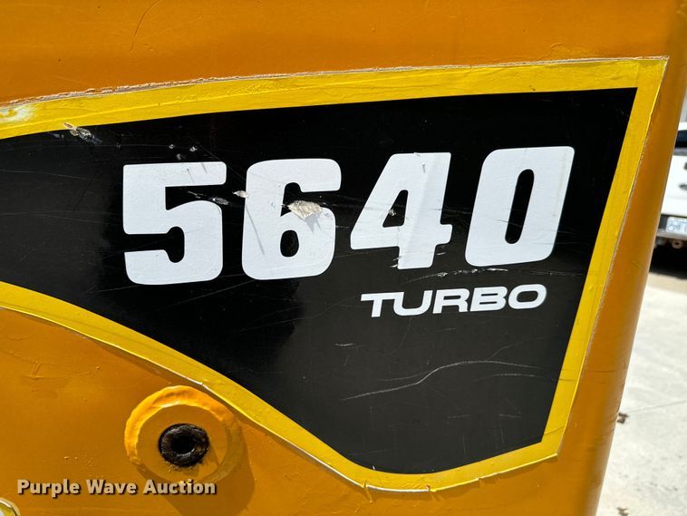image for item MU9838 2010 Gehl 5640 Turbo E Series skid steer loader