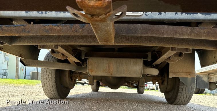 image for item MU9854 2000 Chevrolet  Express 3500 delivery truck