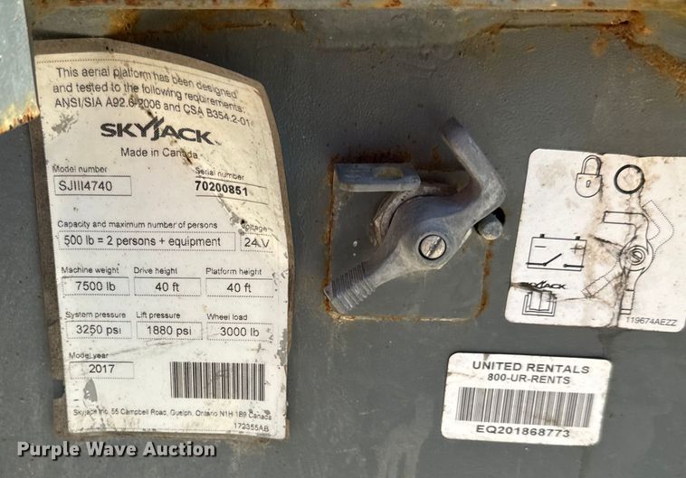 image for item MU9872 2017 SkyJack  SJIII 4740 scissor lift