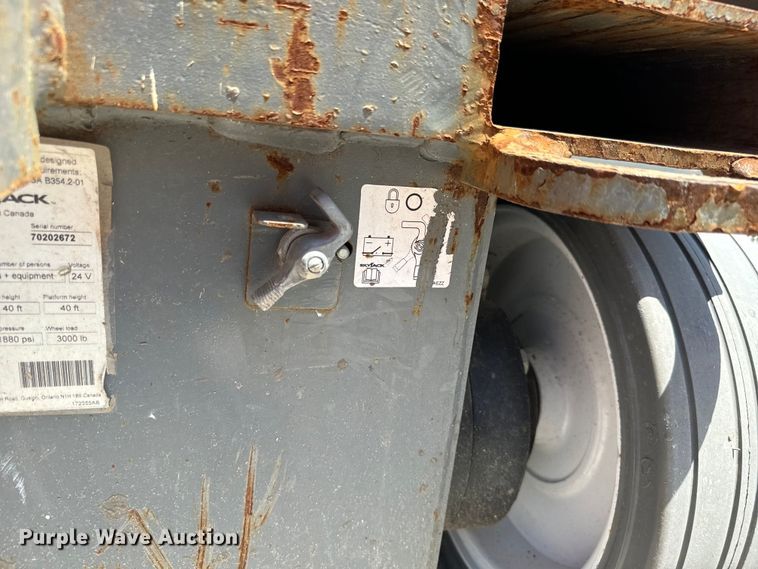 image for item MU9873 2018 SkyJack  SJIII 4740 scissor lift