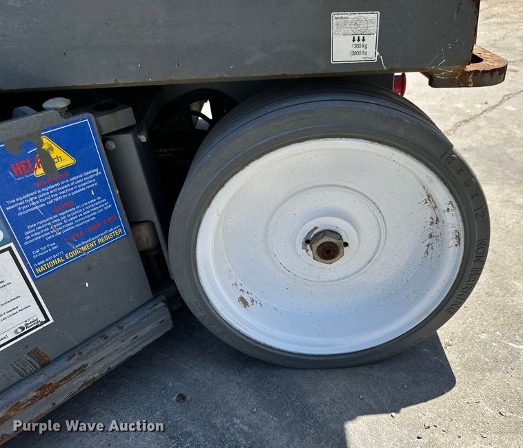 image for item MU9873 2018 SkyJack  SJIII 4740 scissor lift