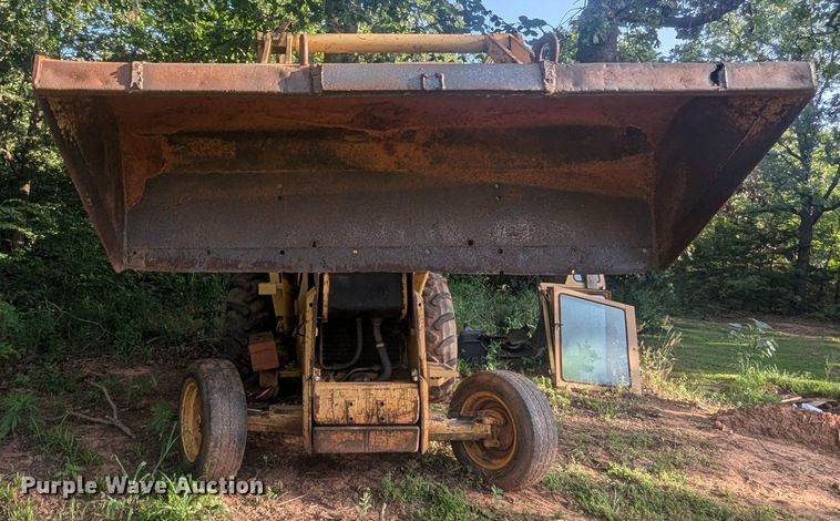 image for item NG9949 Ford 555 backhoe