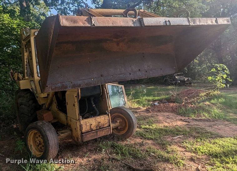 image for item NG9949 Ford 555 backhoe