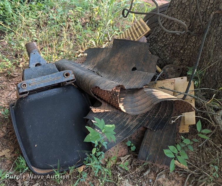 image for item NG9949 Ford 555 backhoe