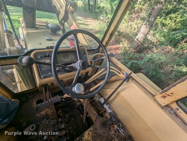 image for item NG9949 Ford 555 backhoe