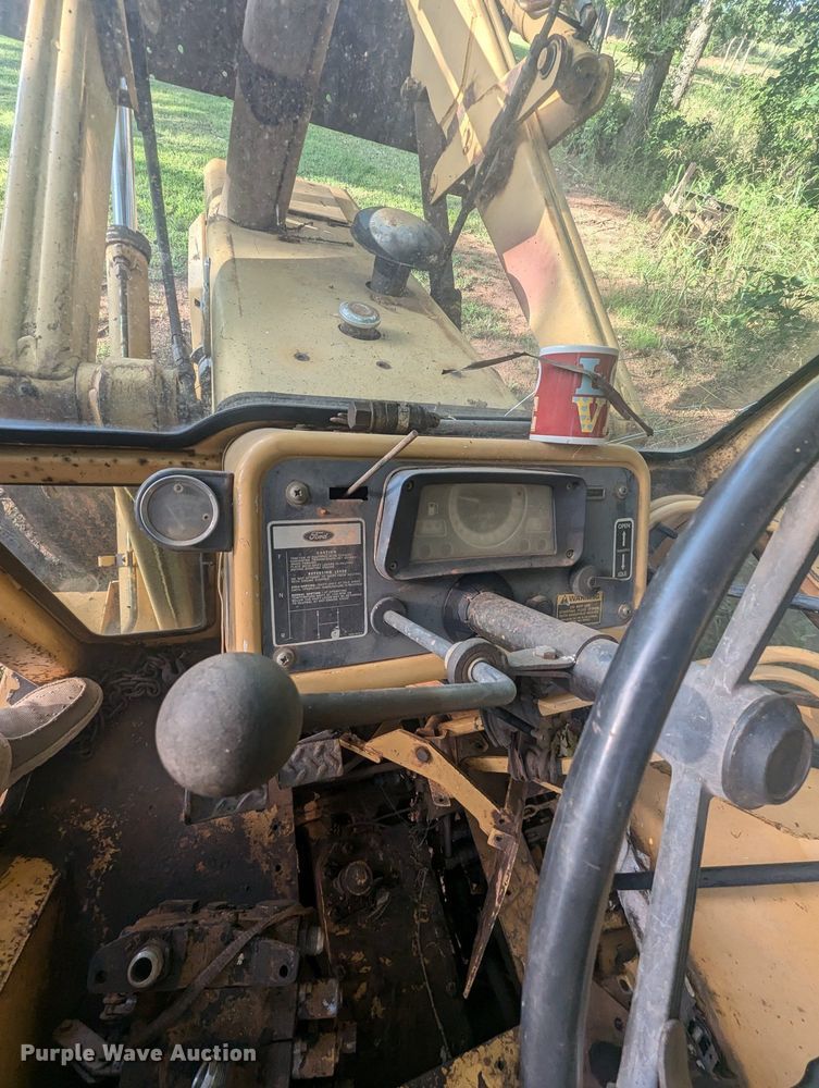 image for item NG9949 Ford 555 backhoe